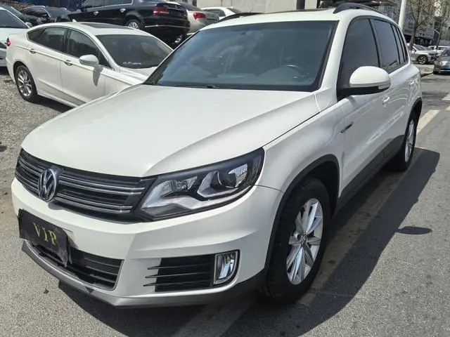 Tiguan 2016 300TSI automatic four-wheel drive fashion vision version