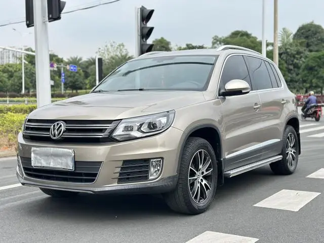Tiguan 2016 300TSI automatic two-wheel drive luxury version