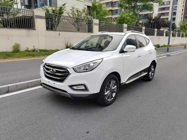 Hyundai ix35 2015 2.0L automatic two-wheel drive intelligent National V