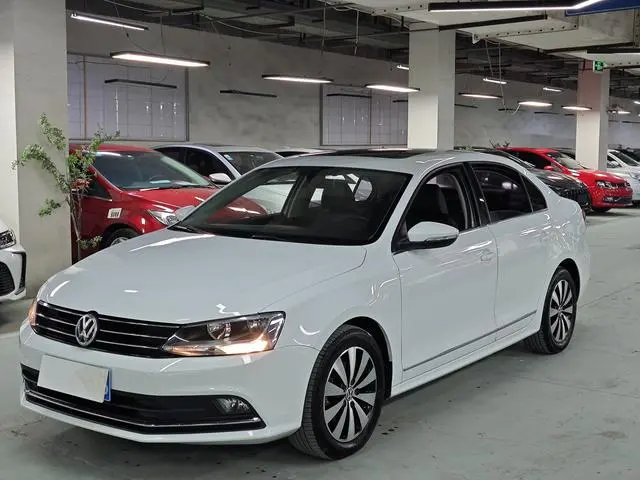 Sagitar 2018 180TSI DSG Premium Edition
