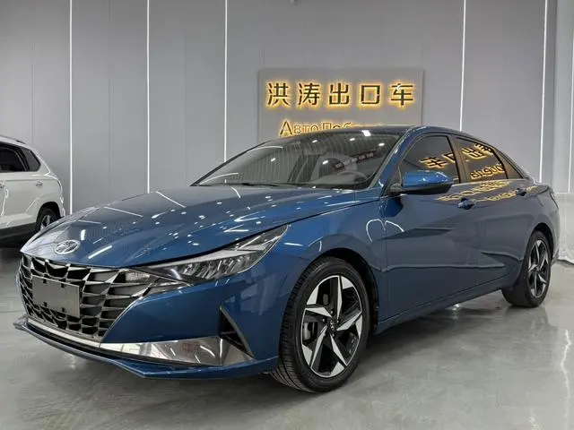 Elantra 2022 1.5L CVT LUX Premium Edition
