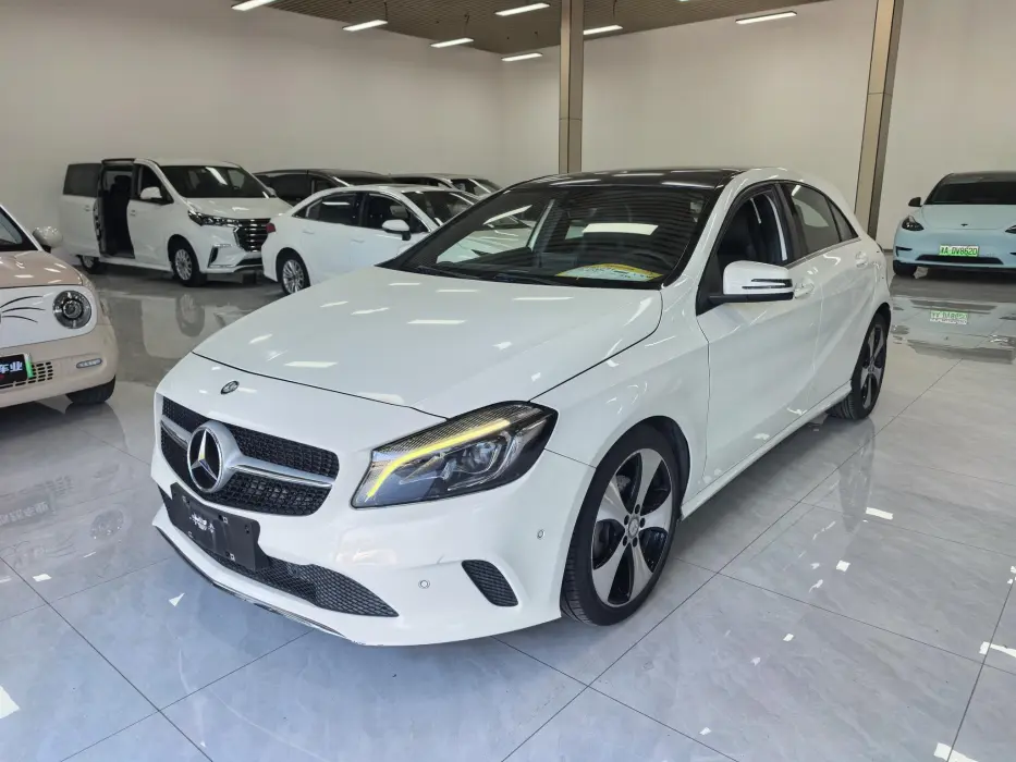 Mercedes-Benz A-Class (Imported) 2016 A 200 Fashion Model