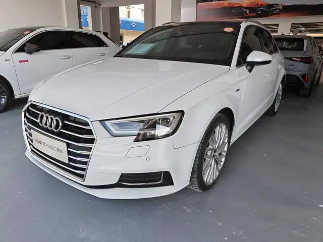 Audi A3 2018 30th Anniversary Model Sportback 35 TFSI Fashion Model