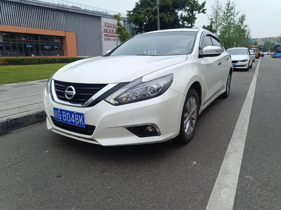 Teana 2016 2.0L XE Fashion Edition