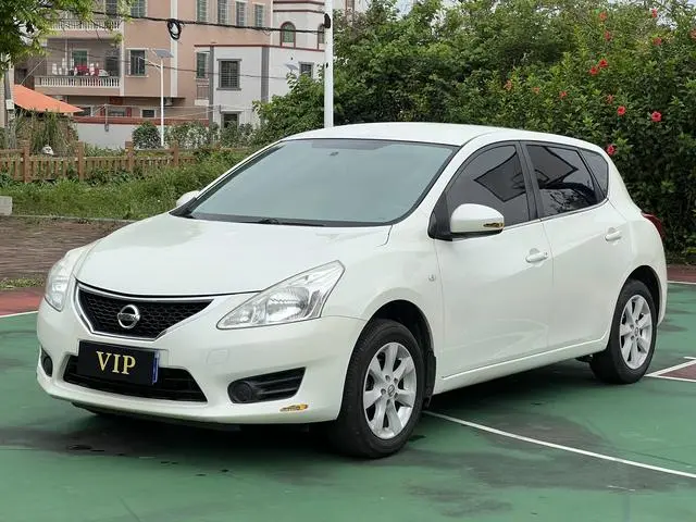 Tiida 2014 1.6L CVT comfort model