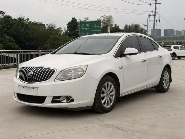 Yinglang 2013 GT 1.6L automatic fashion version