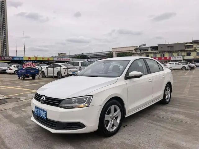 Sagitar 2012 1.4TSI manual fashion model