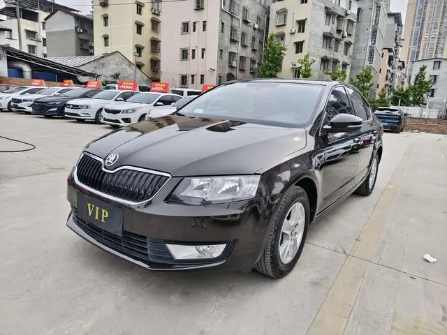 Octavia 2015 1.6L manual Yizhi version