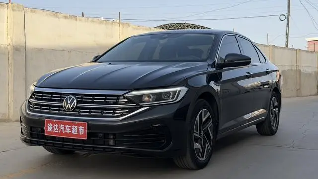 Sagitar 2024 300TSI DSG Super Edition