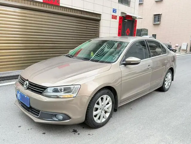 Sagitar 2012 1.4TSI automatic luxury model