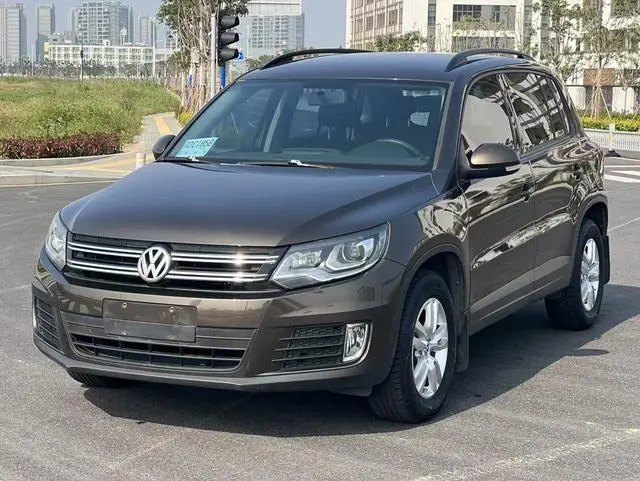 Tiguan 2013 1.8TSI automatic two-wheel drive fashion version