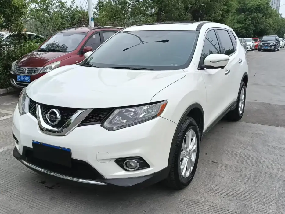 X-Trail 2015 2.0L CVT Comfort MAX Edition 2WD