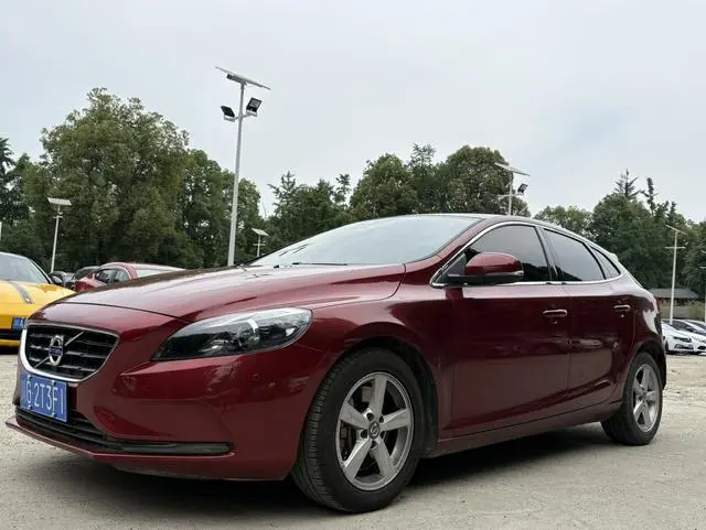 Volvo V40 2016 T3 Smart Edition