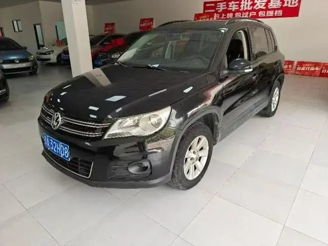 Tiguan 2012 1.8TSI automatic two-wheel drive fashion version