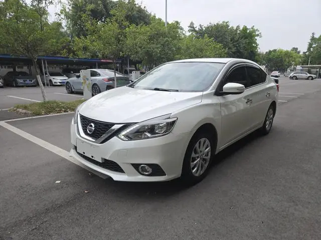 Sylphy 2019 1.6XV CVT Intelligent Premium Edition National VI