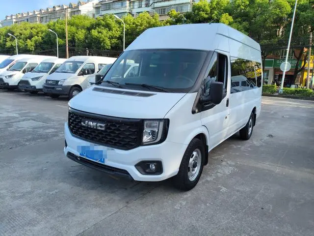 Fushun 2022 2.0T diesel multifunctional passenger car, central axis, high roof, 6-7 seats JX4D20A6H