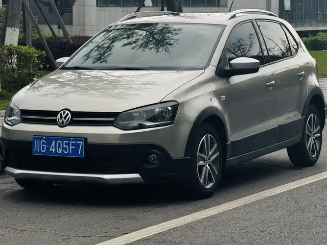 Polo 2012 1.6L Cross POLO AT