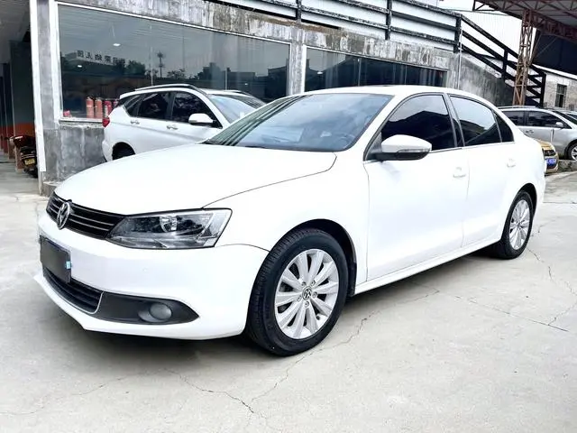 Sagitar 2014 facelift 1.6L automatic comfort type