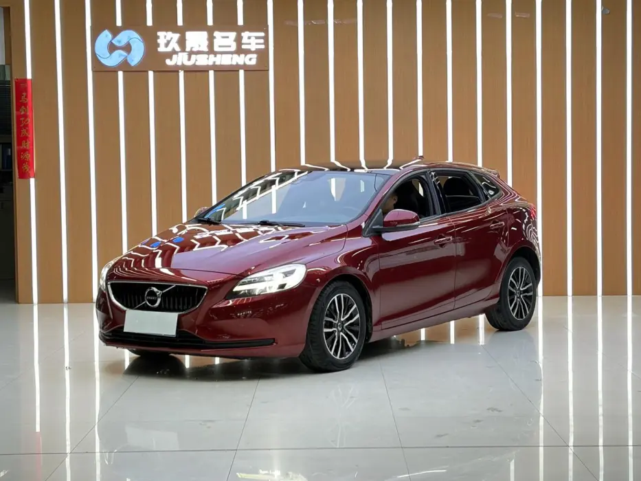 Volvo V40 2017 T3 Zhiyi Edition
