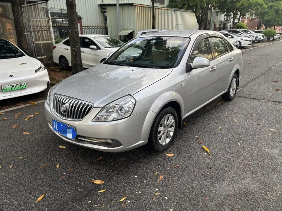 Excelle 2013 1.5L automatic classic