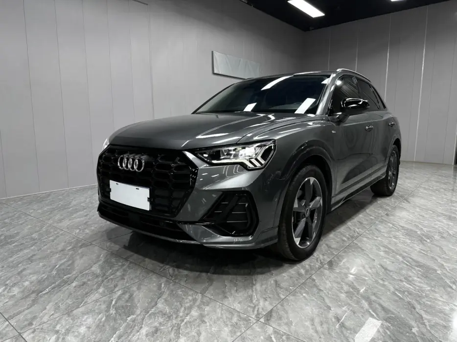Audi Q3 2022 35 TFSI Fashionable and Dynamic