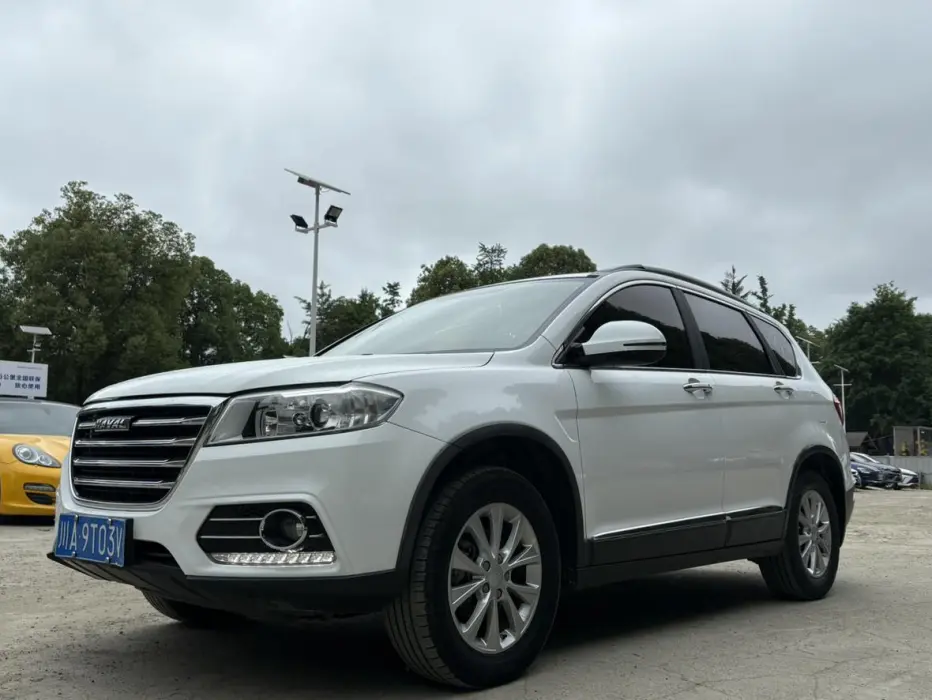 Haval H6 2019 sports version 1.5T automatic two-wheel drive premium intelligent connected model National VI
