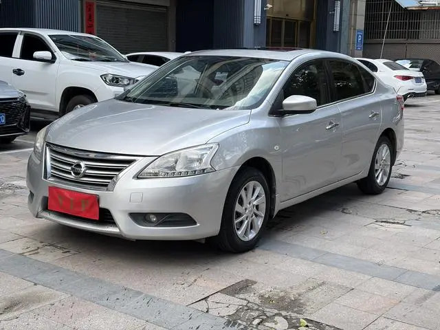 Sylphy 2014 1.6XV CVT Exclusive Edition
