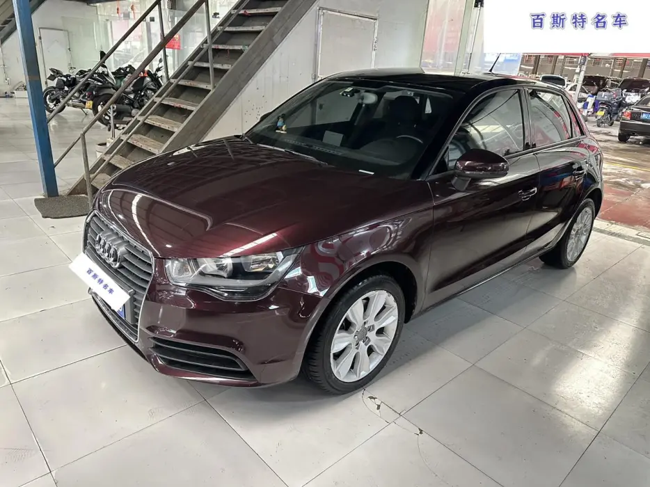 Audi A1 2014 30 TFSI Sportback Fashionable