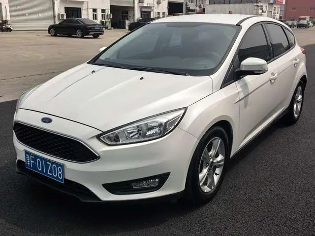 Focus 2017 hatchback 1.6L automatic comfort smart mobility version