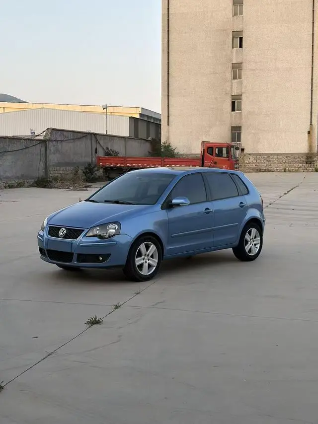 Polo 2009 Sporty 1.6L automatic version