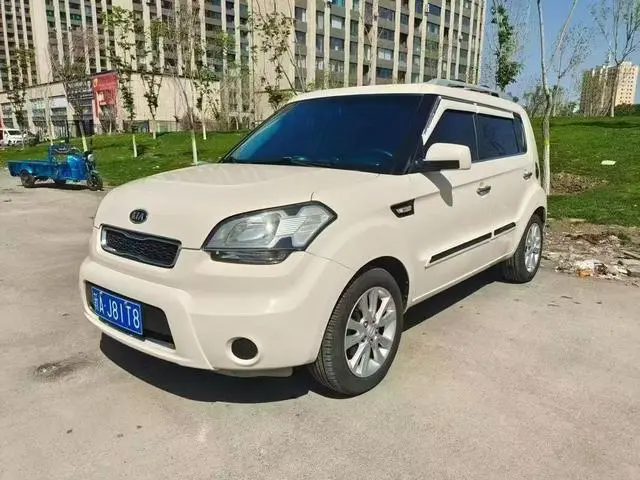 Shor 2013 1.6L AT GL