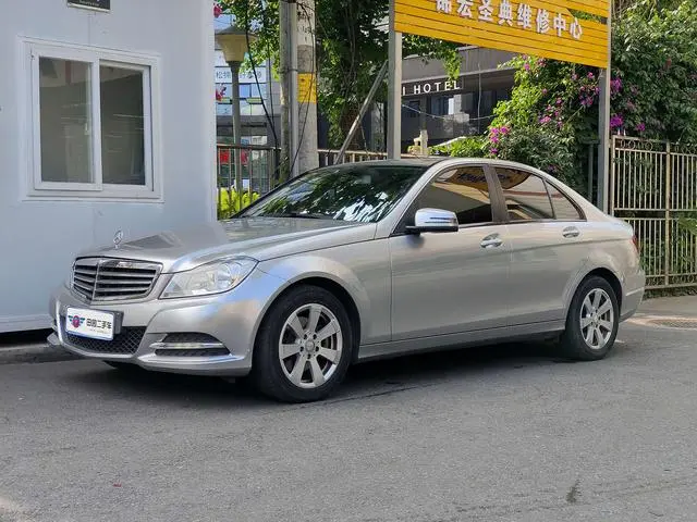 Mercedes-Benz C-Class 2013 C 180 CGI Classic