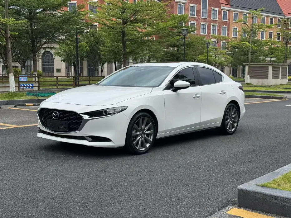 Mazda3 Angkesela 2022 2.0L Automatic Premium Edition