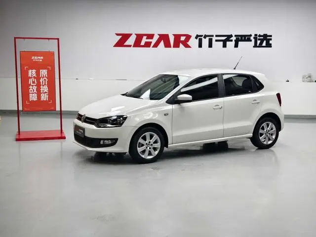 Polo 2013 1.4L automatic comfort version