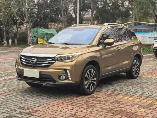 Trumpchi GS4 2017 235T automatic two-wheel drive luxury smart connected version