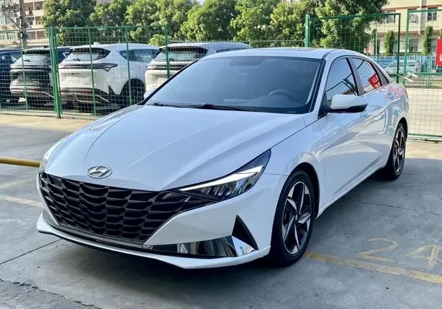 Elantra 2022 1.5L CVT GLX Elite Edition