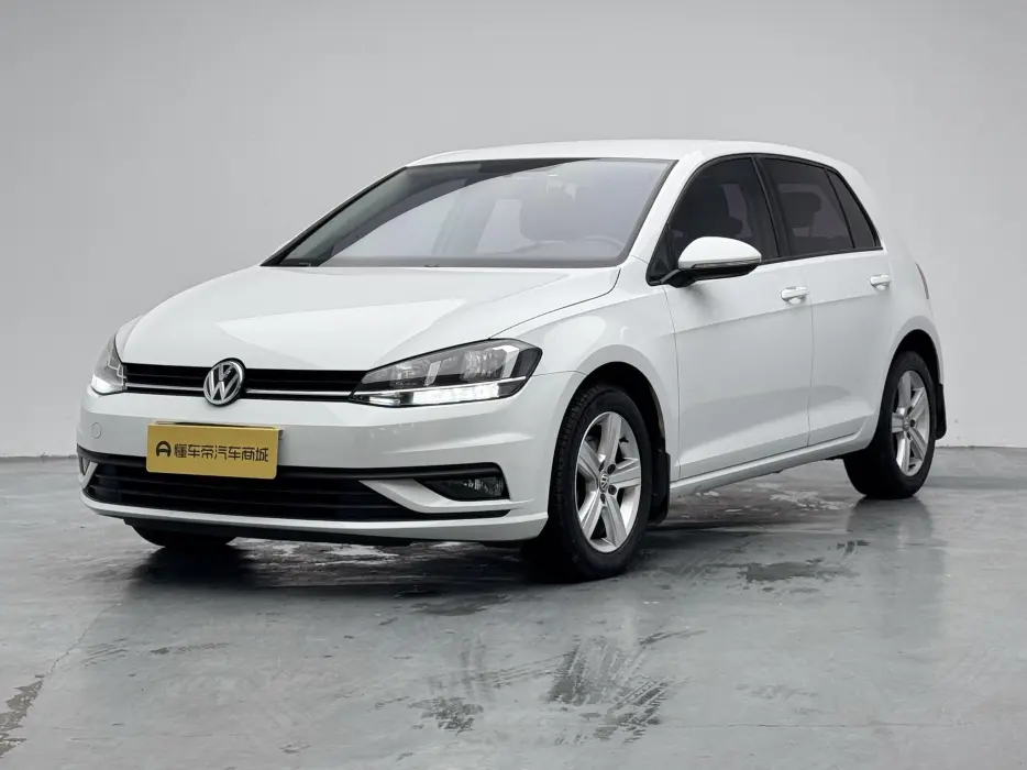 Golf 2018 1.6L automatic fashion model