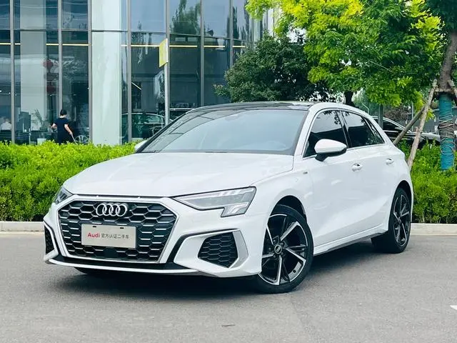 Audi A3 2023 facelift Sportback 35 TFSI stylish and sporty