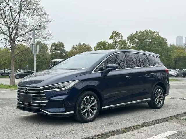 Song MAX 2021 upgraded version 1.5T automatic premium type 7 seats