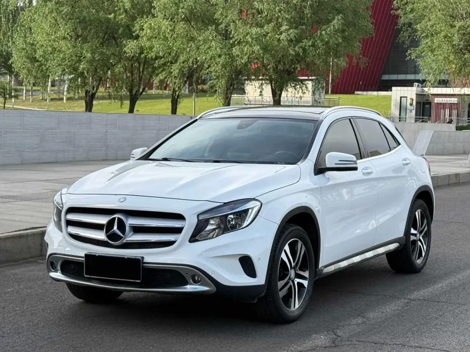 Mercedes-BenzGLA 2016 GLA 200 Dynamic