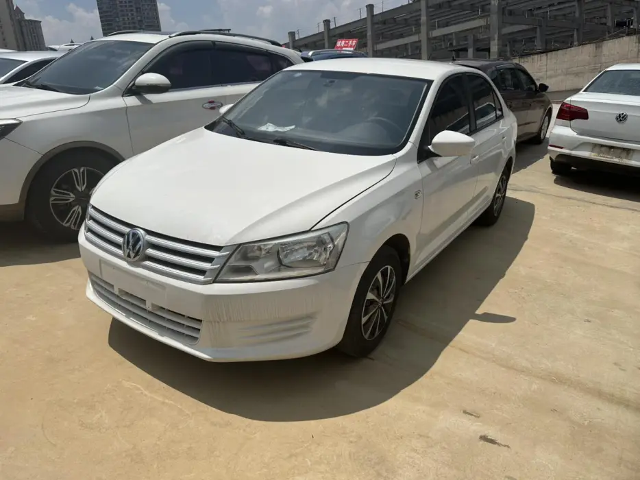 Santana 2013 1.6L Manual Fashion Edition