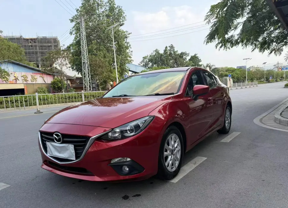 Mazda3 Angkesela 2016 sedan 1.5L automatic comfort type