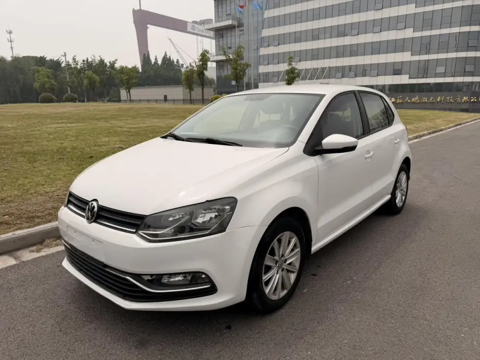 Polo 2014 1.6L automatic comfort version