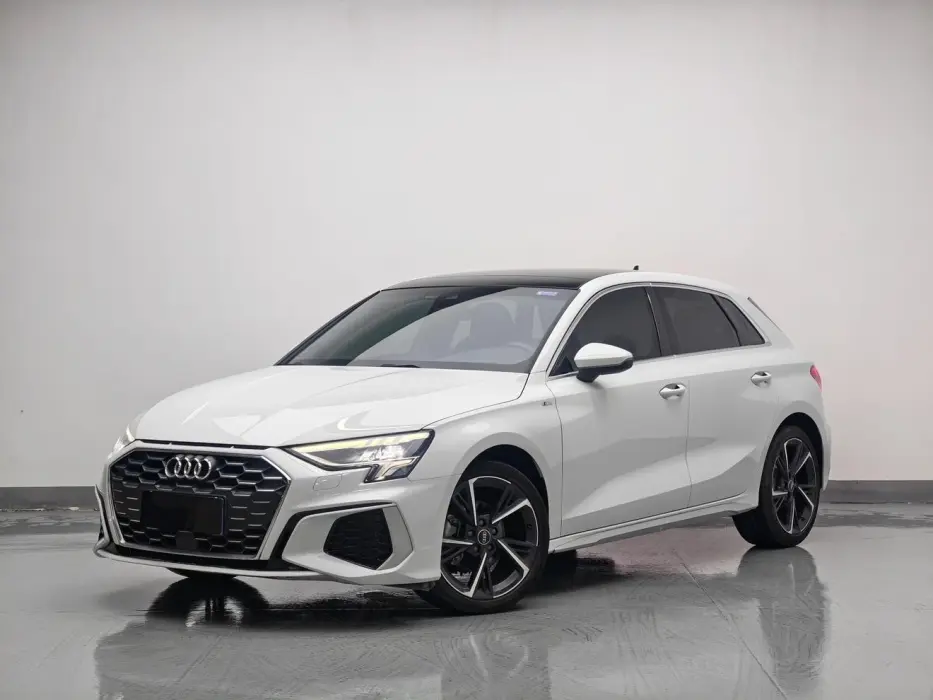 Audi A3 2022 Sportback 35 TFSI stylish and sporty