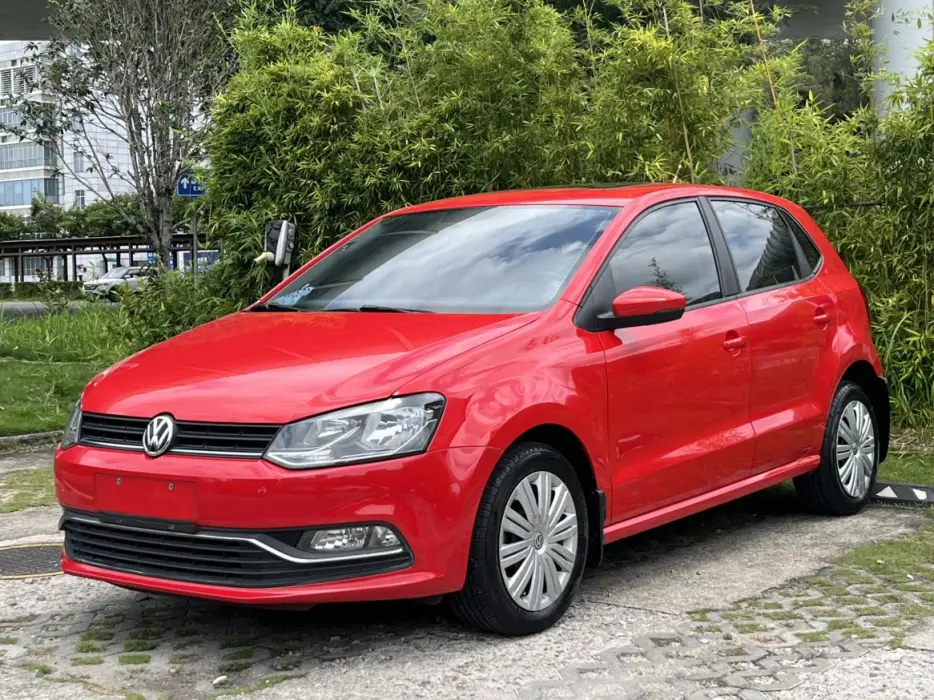 Polo 2016 1.6L automatic comfort model