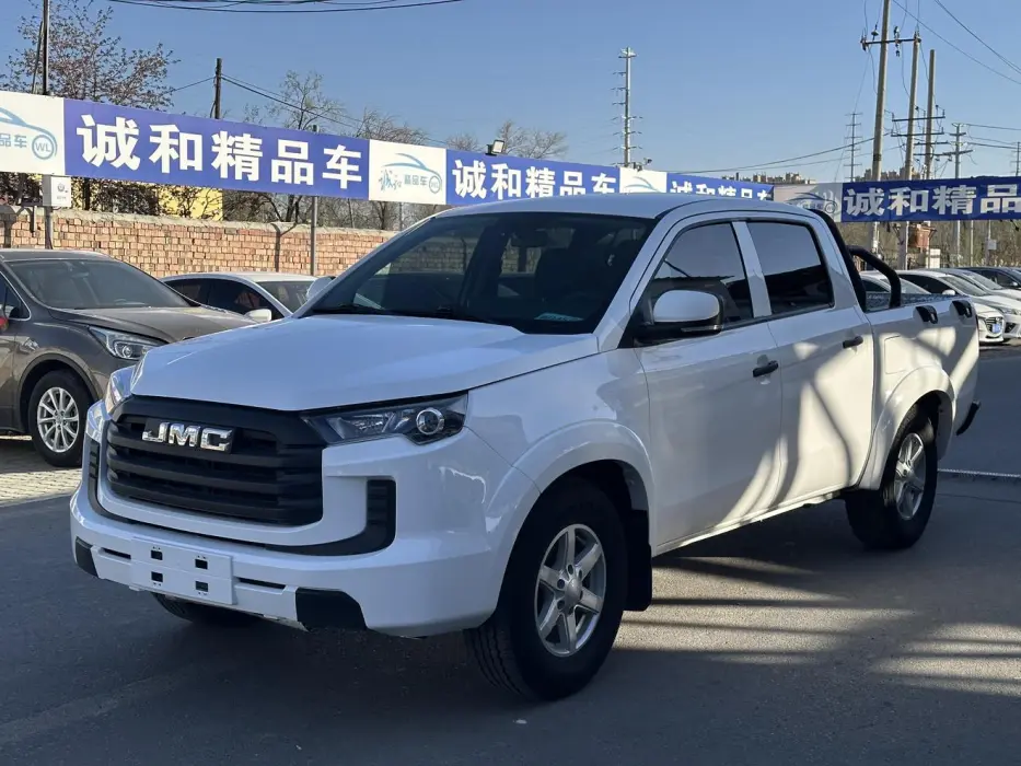 Baodian 2023 2.5T manual diesel four-wheel drive comfort version standard axle