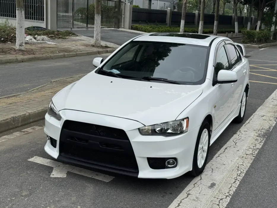 Wingshen 2011 Fashion Edition 1.8L Manual Smart Type