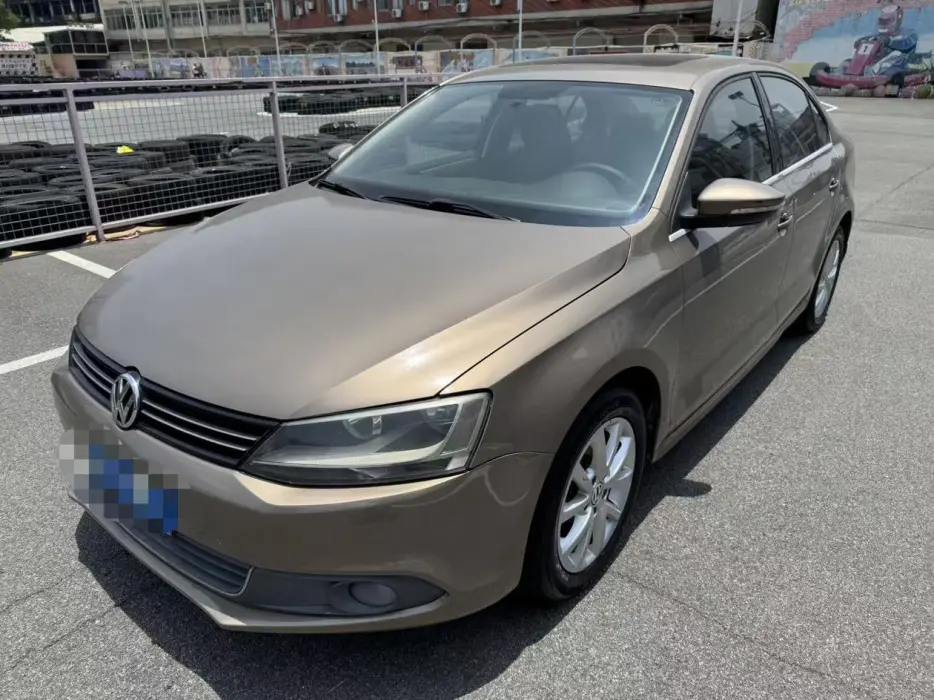 Sagitar 2012 1.6L automatic comfort model