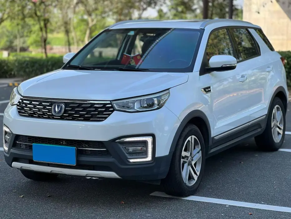 Changan CS55 2018 1.5T automatic dazzling type National V