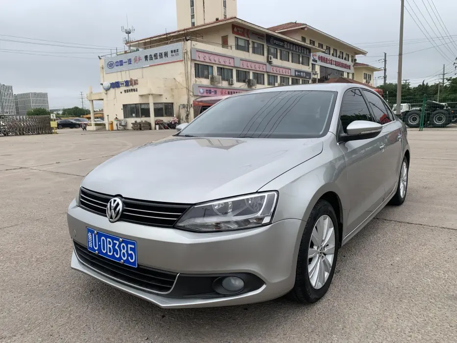 Sagitar 2012 1.6L automatic comfort model